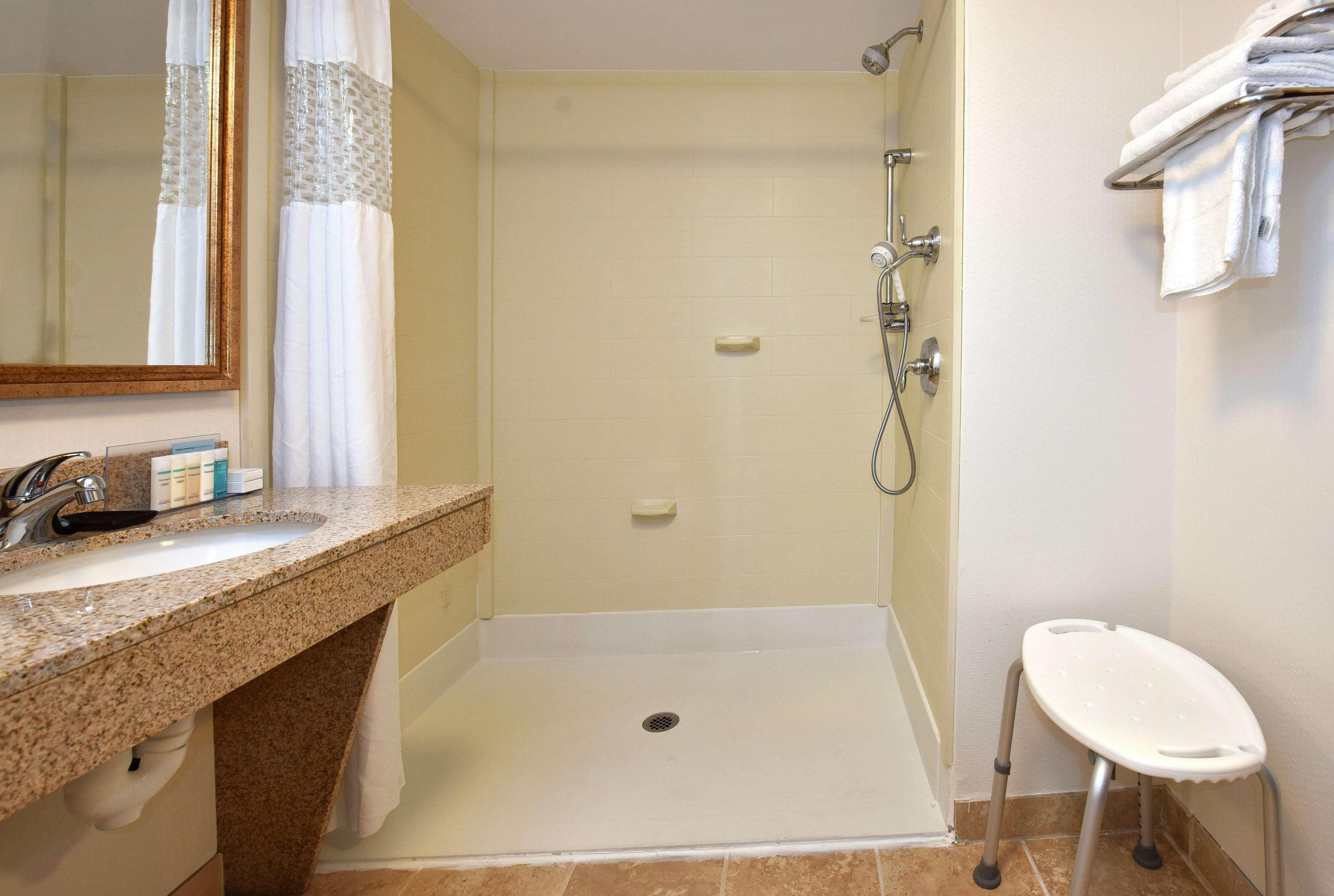 Hampton Inn Alexander City Ngoại thất bức ảnh
